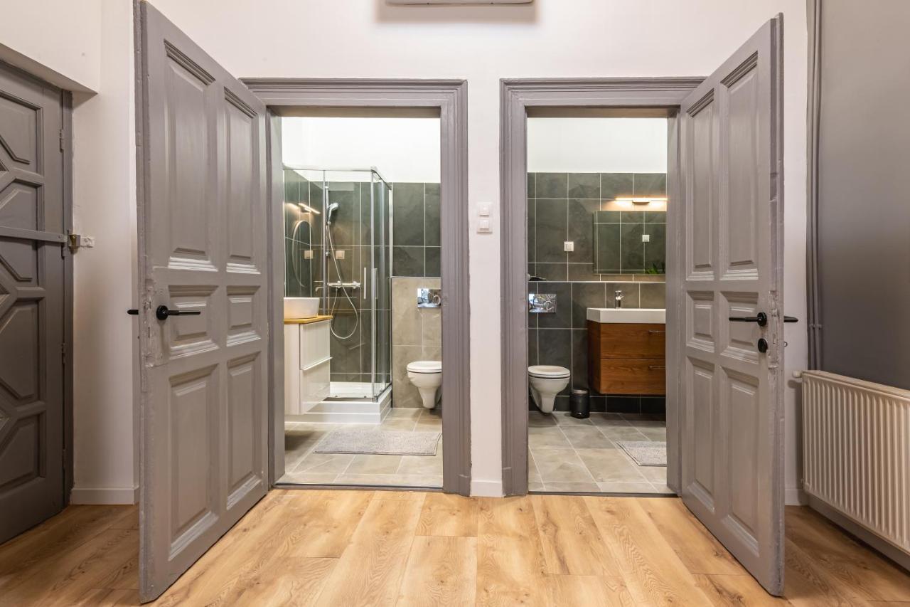 Deluxe Kazincy Apartment In The Heart Of Budapest Esterno foto