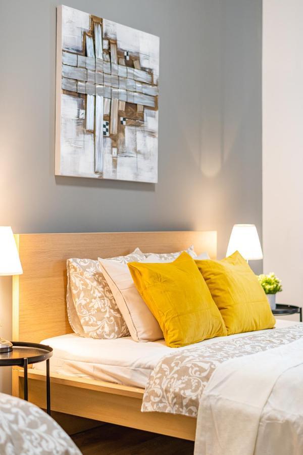 Deluxe Kazincy Apartment In The Heart Of Budapest Esterno foto